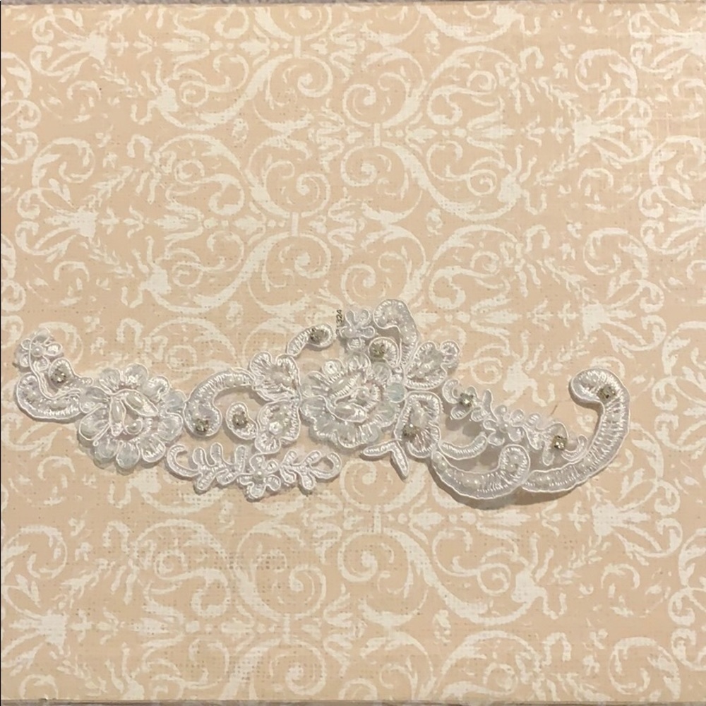 Beaded lace appliqué